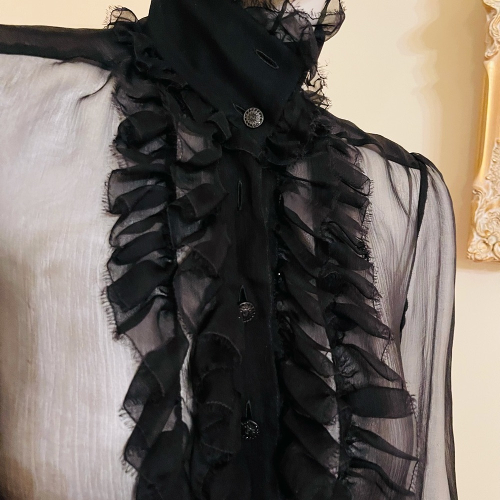 CHANEL  AUTENTIC  SHEERS RUFFLED TURTLENECK BLOUSE MADE IN ITALY  SIZE 36 - Picture 11 of 16